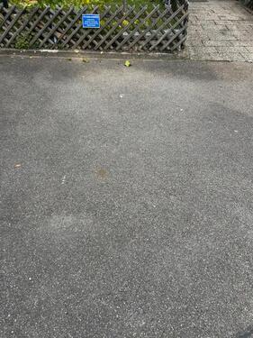Foto - Parkplatz in Höfingen - 80,00 EUR Miete,