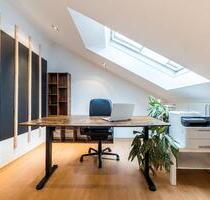 Plug & Play im Westen Regensburgs – Premium-Büro mit Dachterrassen & Networking