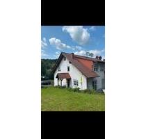 Doppelhaushälfte mit 3 - Wohnungseinheiten - Michelstadt