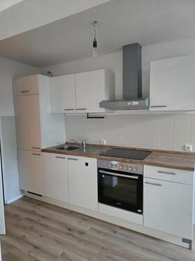 Foto - Moderne und renovierte 1,5-Zimmer-Wohnung im Souterrain