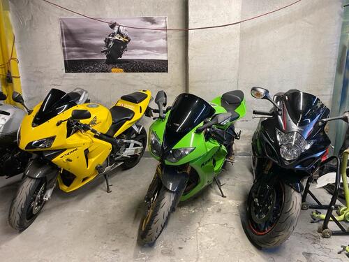 Foto - Motorrad Stellplatz 247 Kamera Überwachung