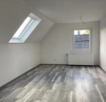 1 Zimmer Apartment im Dachgeschoss - Bochum Bochum-Südwest