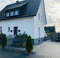 Schöne 85qm, 3 Zimmer-Maisonette-Wohnung in Schloss Neuhaus - Paderborn