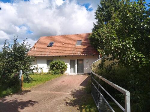 Foto - Kleines Einfamilienhaus - 850,00&nbsp;EUR Kaltmiete, ca.&nbsp; 75,00&nbsp;m&sup2;