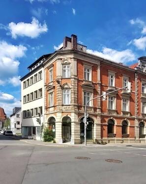 Foto - Zentrale Gewerbefläche mit beeindruckender Schaufensterfront!