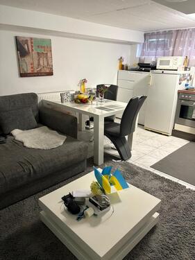 Foto - 2-Zimmer-Kellerwohnung - 700,00 EUR Kaltmiete,