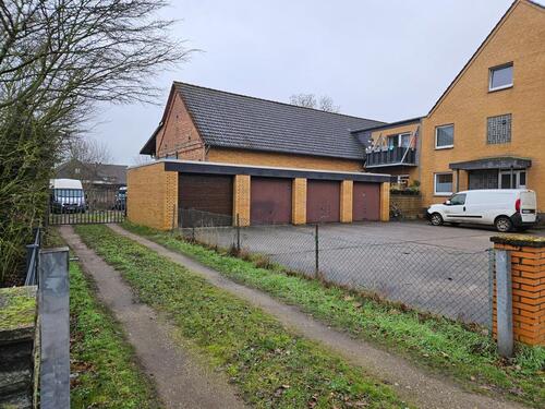 Foto - solides 5-Familienhaus mit Scheune und großem Grundstück