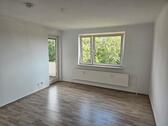 Foto - Großzügige 3-Zimmer-Wohnung ca. 83,10m² mit Loggia und Einbauküche