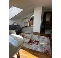 Dachgeschosswohnung Mittenwald - 319.000,00&nbsp;EUR Kaufpreis, ca.&nbsp; 89,00&nbsp;m&sup2; in Mittenwald (PLZ: 82481)