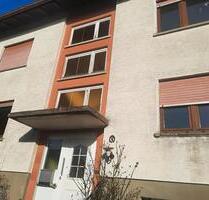 2 - Familienhaus mit großem Grundstück - Schefflenz