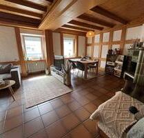 *Charmante 3-Zimmer-Wohnung mit Wintergarten und rustikalem Flair* - Hermeskeil