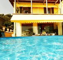 200 m2 große Ferienvilla am Gardasee mit Swimmingpool und Hydroma - München Altstadt-Lehel