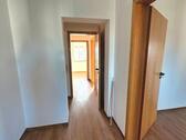 Foto - Etagenwohnung in Hausen zur Miete