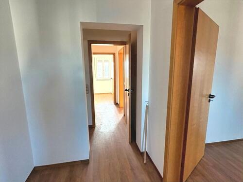 Foto - Etagenwohnung in Hausen zur Miete
