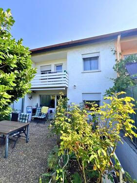 Foto - Geräumiges Reihenmittelhaus in LB-Schlösslesfeld