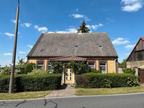 Foto - Perfektes Einfamilienhaus mit großem Garten und Nebengelass