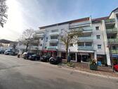 Foto - Modern geschnittene Wohnung mit EBK und Balkon