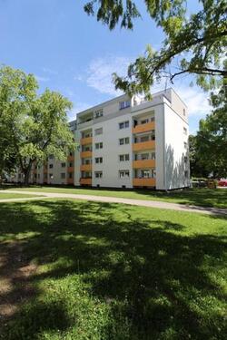 Foto - Endlich Platz für die ganze Familie! Top sanierte 5-Zi.-Whg mit Balkon