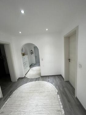 Foto - 3,5 Zimmer Wohnung mit Küche, Stellplatz, Keller Abstellraum