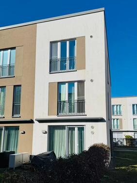 Foto - Modernes Reiheneckhaus in Tonndorf, 5 Zimmer, Keller, Stellplatz