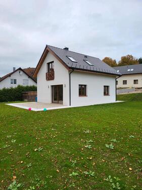 Foto - Haus 106m2 zum Kauf - 405.000,00&nbsp;EUR Kaufpreis, ca.&nbsp; 106,00&nbsp;m&sup2;