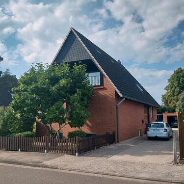 Foto - Zweifamilienhaus - 460.000,00 EUR Kaufpreis,