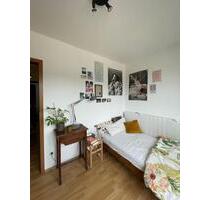 Zwischenmiete 01.06 - 30.06.2026: WG Zimmer in 2er WG - Juni - Frankfurt am Main Bockenheim