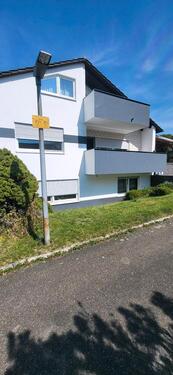 Foto - Mehrfamilienhaus mit großer TerrassePergola und Garten