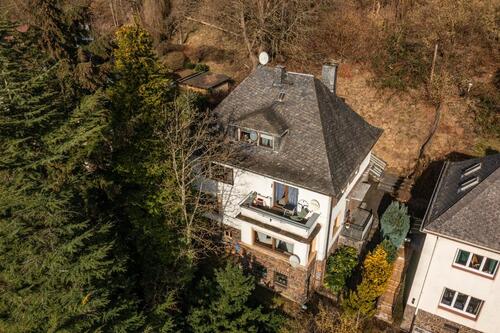Foto - 11 Zimmer Mehrfamilienhaus, Wohnhaus zum Kaufen in Siegen