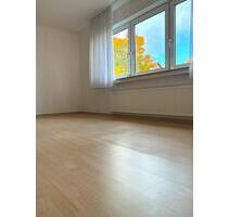 Helle 2-Zimmer Wohnung mit Balkon in Ensen - Köln Porz