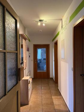 Foto - Möblierte 2-Zimmer-Souterrainwohnung mit Terrasse,Garten & Keller