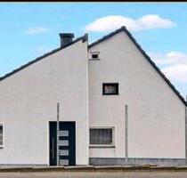 Renoviertes Haus zu Verkaufen - 180.000,00 EUR Kaufpreis, ca.  150,00 m² in Wiehl (PLZ: 51674)