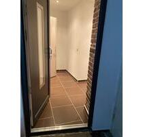 Schöne 2-Raum-Wohnung mit Balkon in zentraler Lage - Saalfeld (Saale)