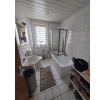 3 Zimmerwohnung mit Balkon - 790,00&nbsp;EUR Kaltmiete, ca.&nbsp; 82,00&nbsp;m&sup2; in Gronau (Leine) (PLZ: 31028)