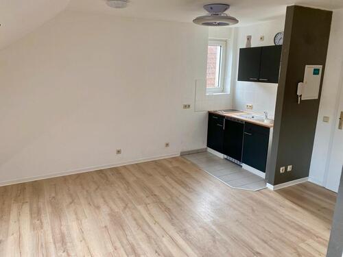 Foto - 1-Zimmer DG Wohnung + Tiefgarage in St. Ingbert (zentrumsnah)