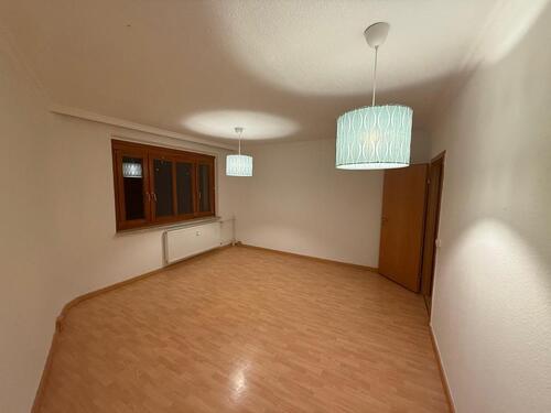 Foto - 3 Raum Wohnung mit Balkon - 660,00&nbsp;EUR Kaltmiete, ca.&nbsp; 79,00&nbsp;m&sup2;