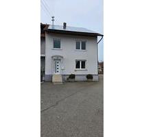 Doppelhaushälfte in Bartholomä zu vermieten