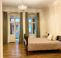 Große 2,5 Zimmerwohnung Altbau ab 01.11.26 bis 30.01.27 zu verm - Berlin Charlottenburg-Wilmersdorf