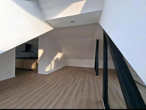 Foto - Großzügige Dachgeschosswohnung - 990,00 EUR Kaltmiete,