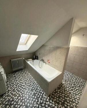 Foto - 1 Zimmer Dachgeschoßwohnung zur Miete in Neuendettelsau