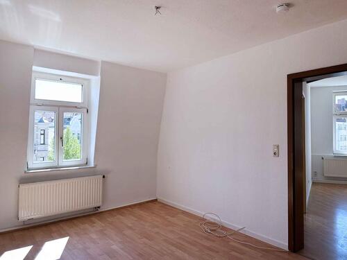Foto - Dachgeschoßwohnung in Halle (Saale) zur Miete