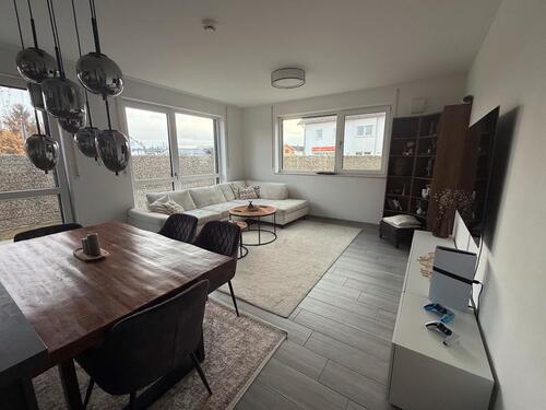 Foto - Moderne, sonnige 2-Zimmer Wohnung mit 73 qm in 84130 Dingolfing