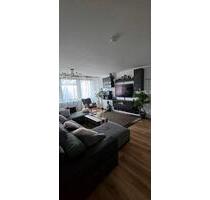 Großzügige 125 m² Wohnung mit 30 m² Sulgen 3 Zimmer - Schramberg