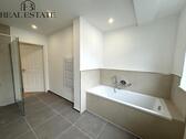 Foto - Energiesparendes Wohnen: Moderne 4-Zimmer-Wohnung mit Balkon in Elbnähe!