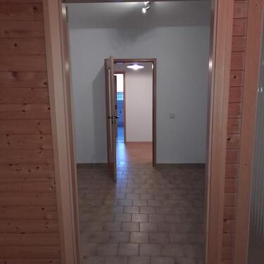 Foto - 2 - Zimmer Wohnung in Wolfsburg - Nordsteimke 70 qm 1.OG. Altbau