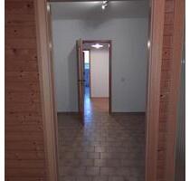2 - Zimmer Wohnung in Wolfsburg - Nordsteimke 70 qm 1.OG. Altbau