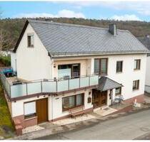 Großzügiges Mehrgenerationen-Haus - Dahlheim Großzügiges Mehrgenerationen-Haus - Dahlheim