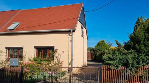 Foto - Kleine Doppelhaushälfte im Grünen