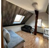 Dachgeschoss zum Mieten - 600,00 EUR Kaltmiete, in Stuttgart (PLZ: 70327) Luginsland