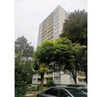 Zentrale 3-Zimmer-Wohnung mit Balkon und Stellplatz - Groß-Gerau